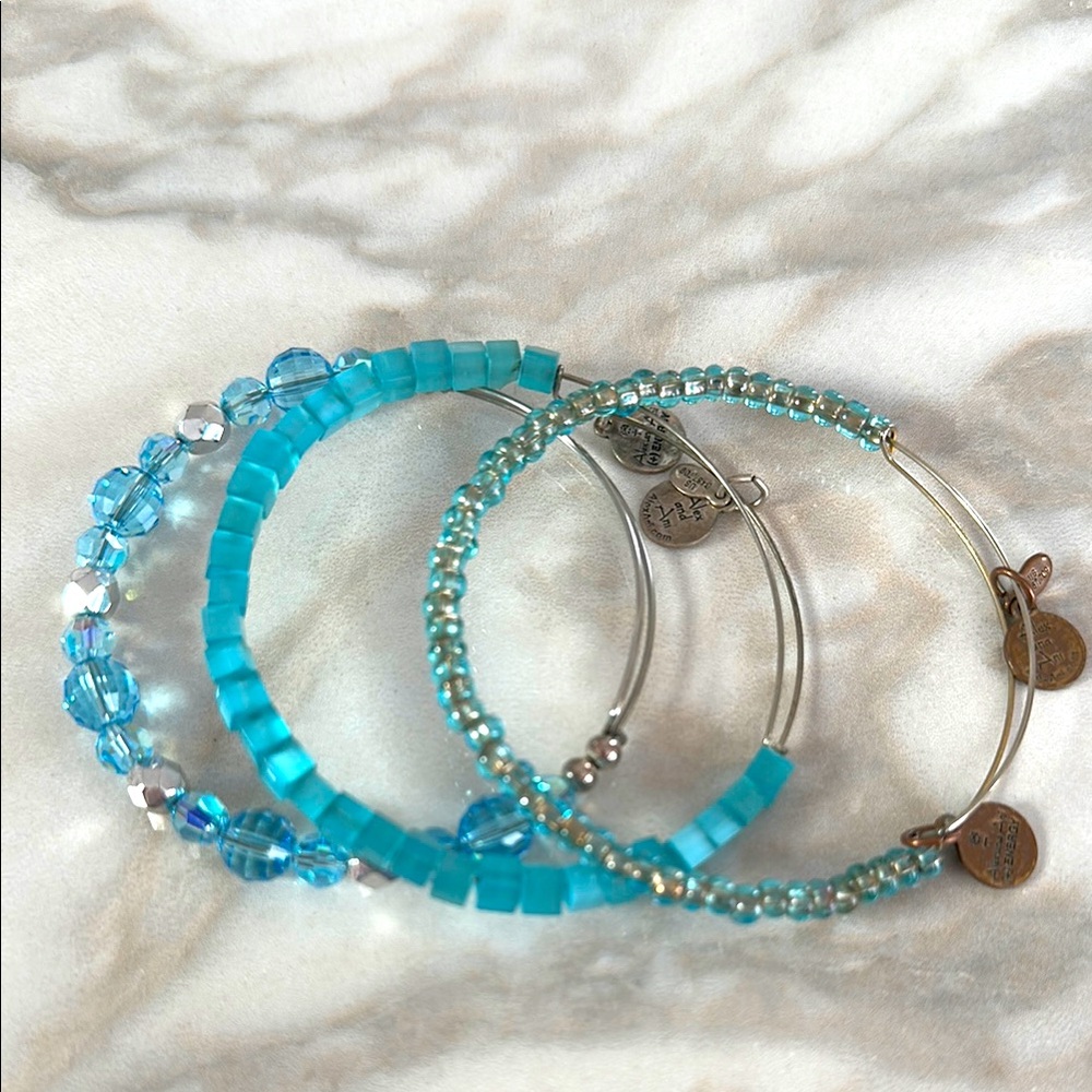 EUC Vintage Alex and Ani Elegant Blue Beaded Bracelets  & 1 Swarovski bangle Set